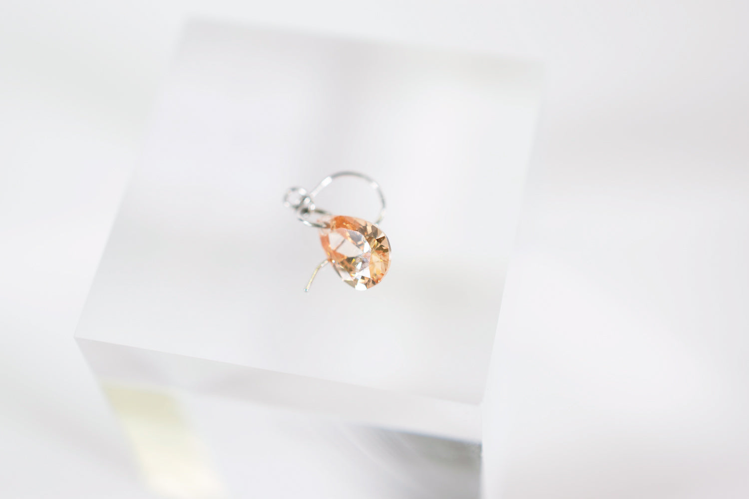 ピアス￥0～￥3,980 – 宝飾 時計 ブライダルのイシガミ